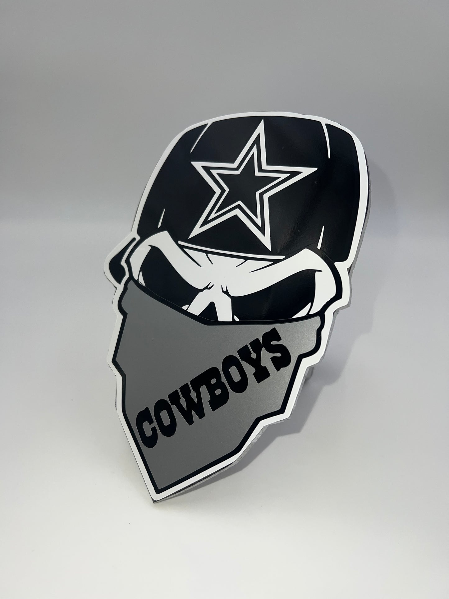 Cowboys bandit hitch cover (black and gray)