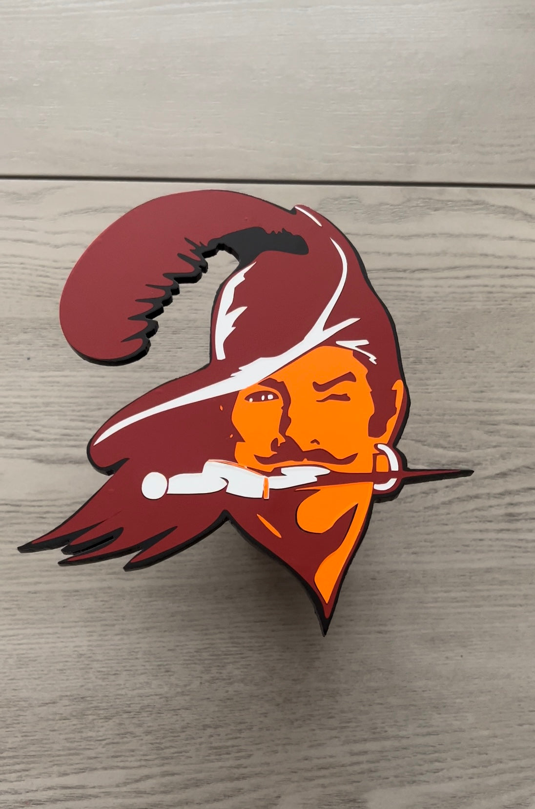 Tampa bay buccaneers hitch cover (older logo)