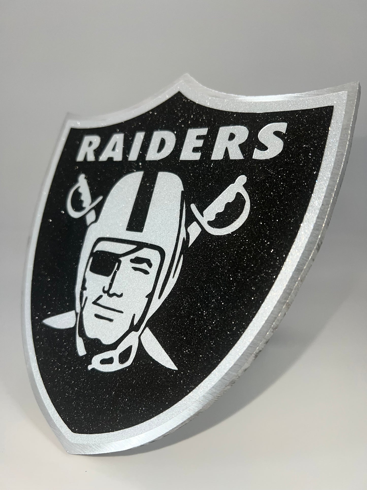 Raiders shield (glitter)