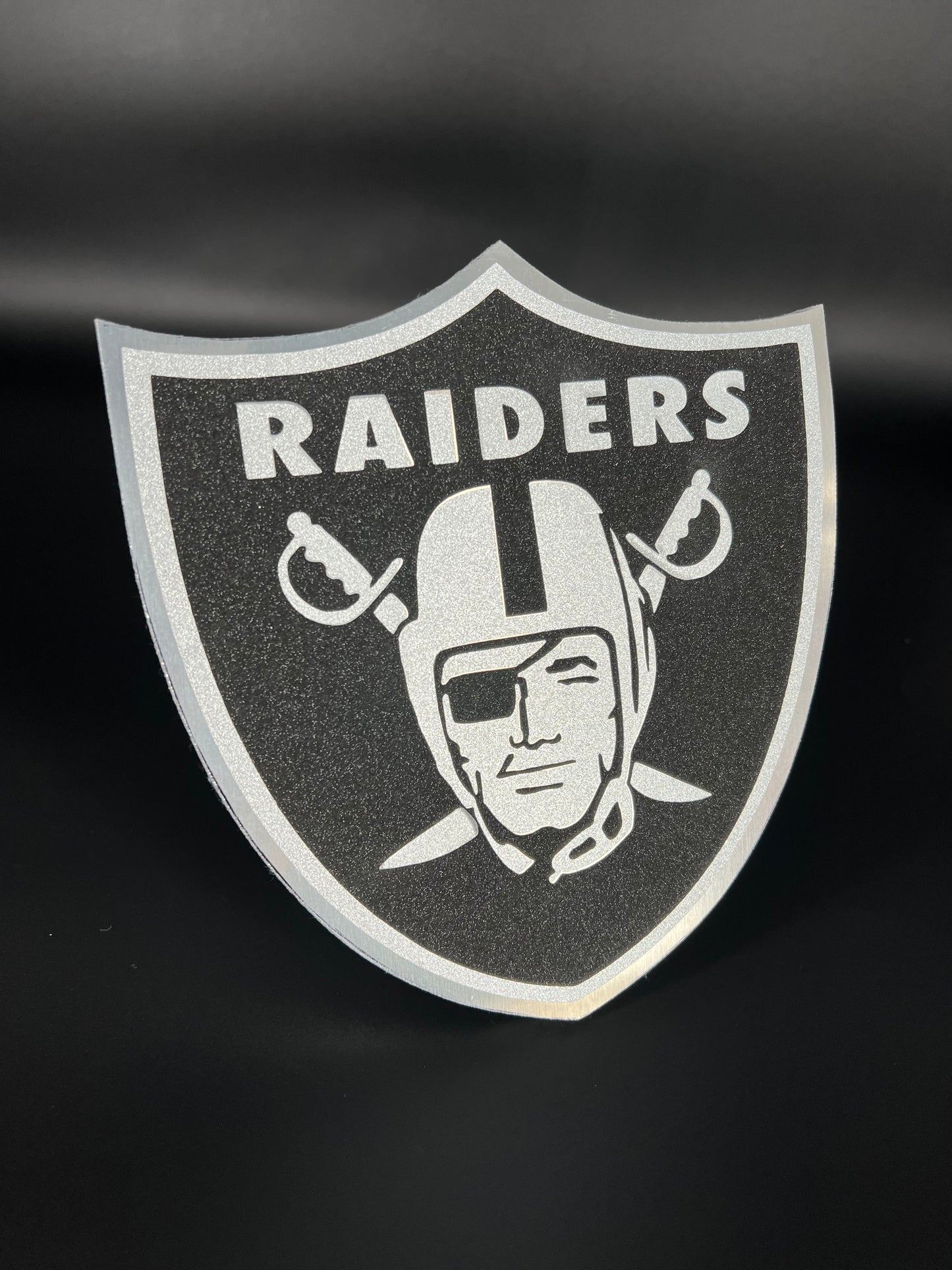 Raiders shield (glitter)