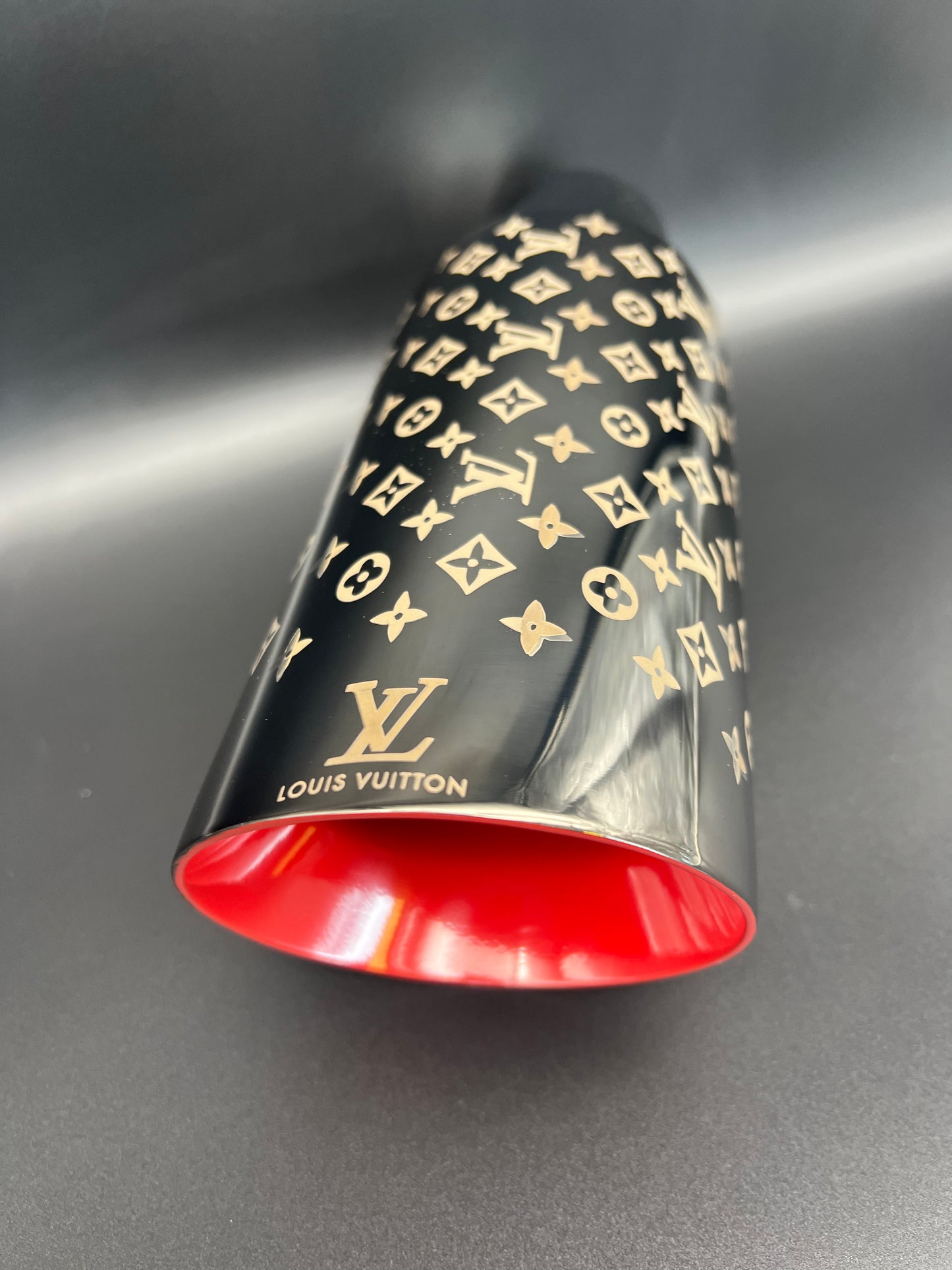 Exhaust tip LV